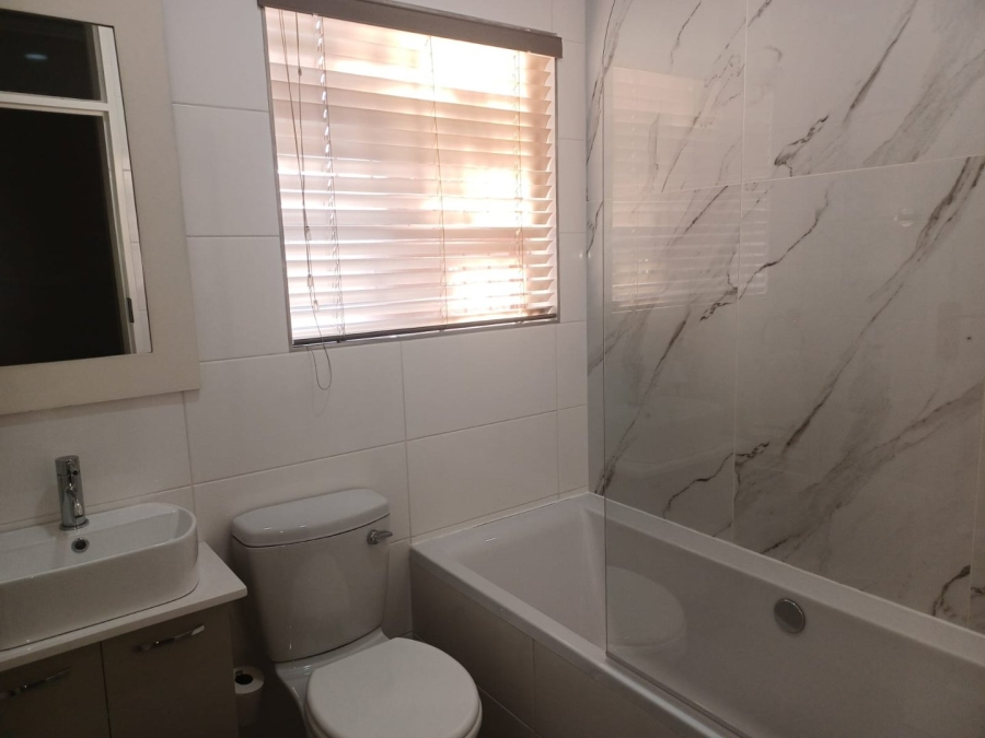 To Let 3 Bedroom Property for Rent in Naudeville Free State